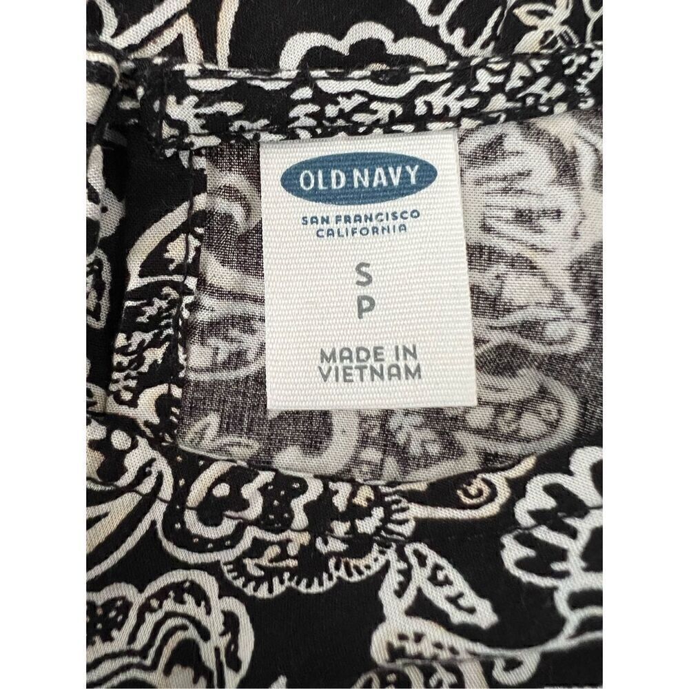 Old Navy - Picture 4 of 5